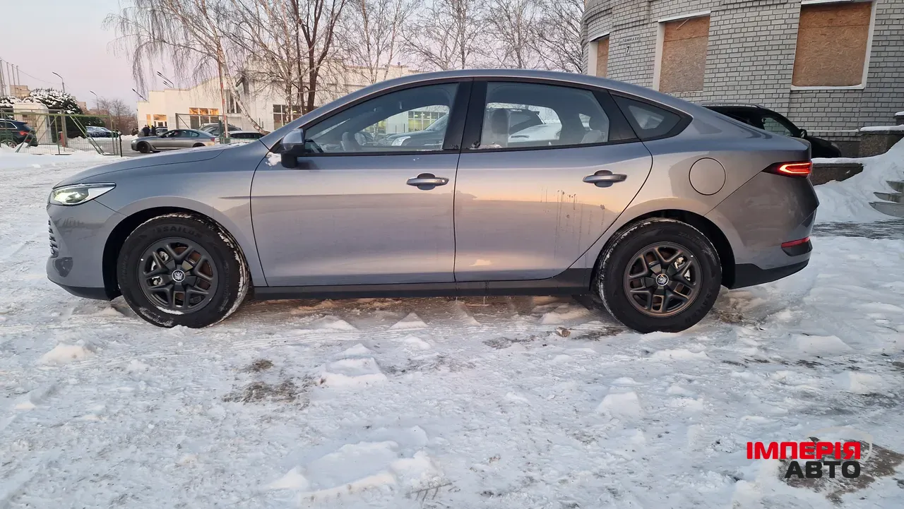 BYD Qin - фото 4