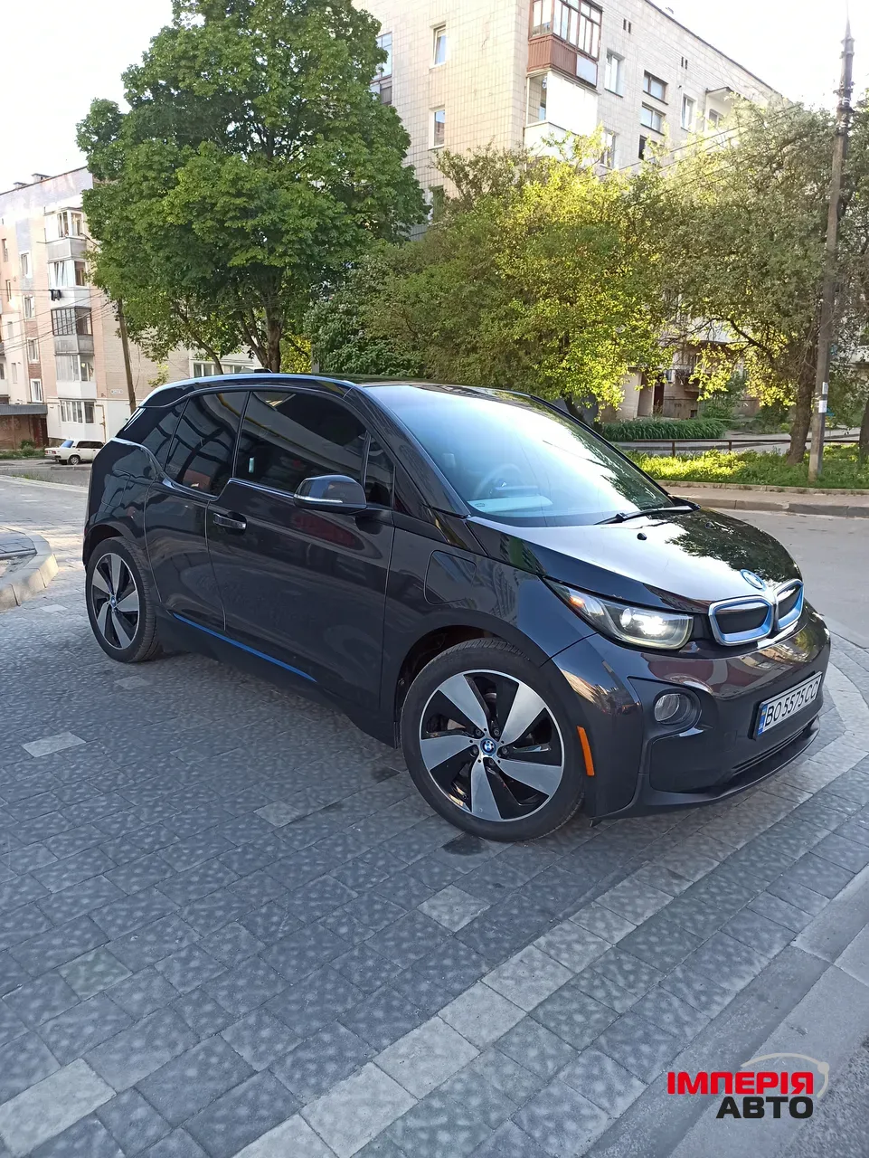 BMW i3 - фото 1