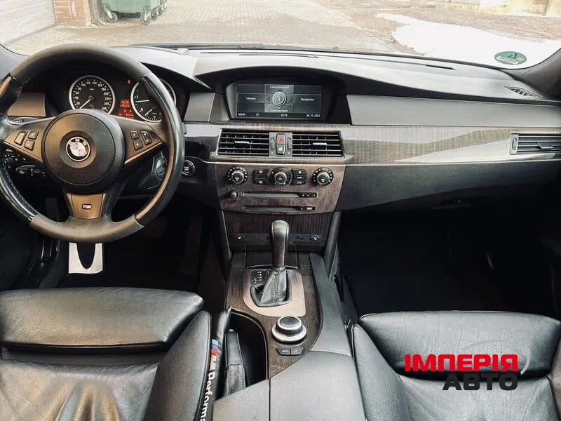 BMW 5 серії - фото 9