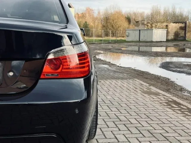 BMW 5 серії - фото 4