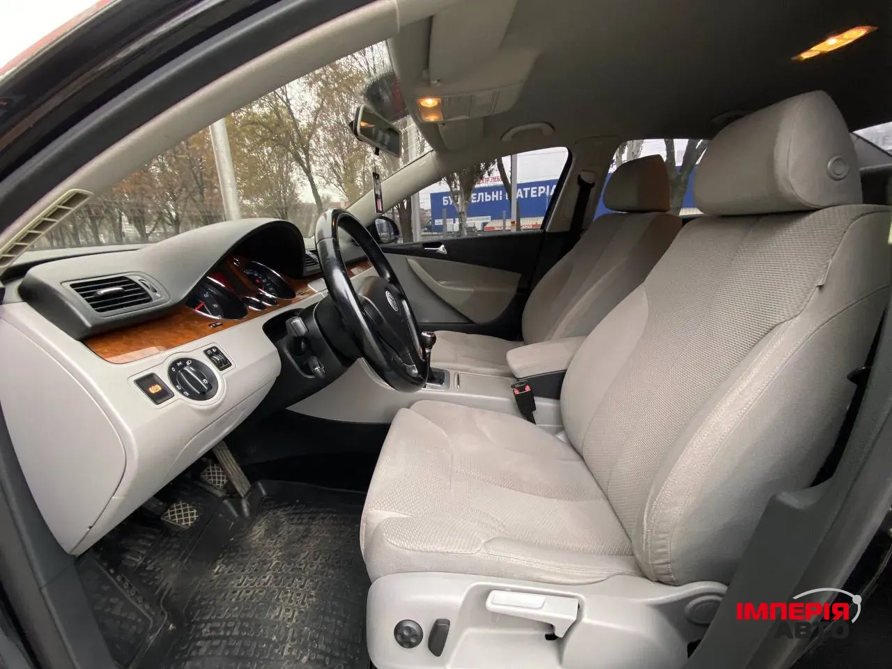 Volkswagen Passat - фото 10