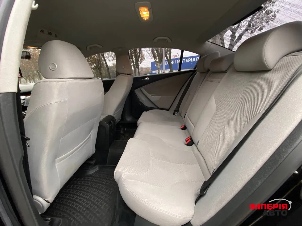 Volkswagen Passat - фото 17