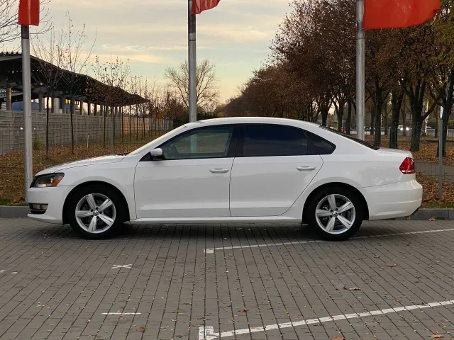 Volkswagen Passat - фото 5