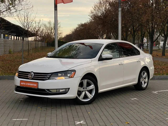 Volkswagen Passat - фото 1