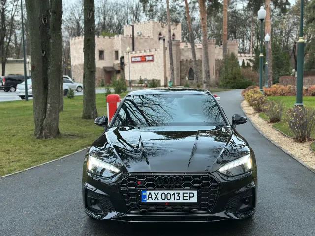 Audi S5 - фото 1