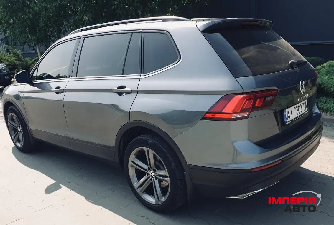 Volkswagen Tiguan - фото 2