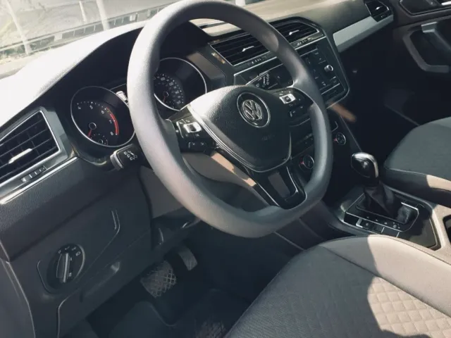 Volkswagen Tiguan - фото 3