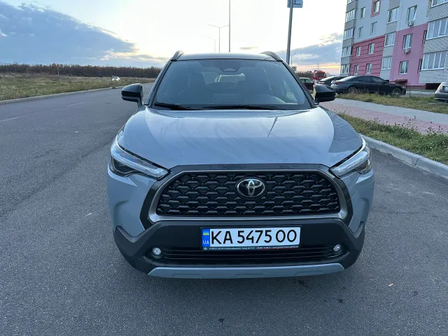Toyota Corolla Cross - фото 2