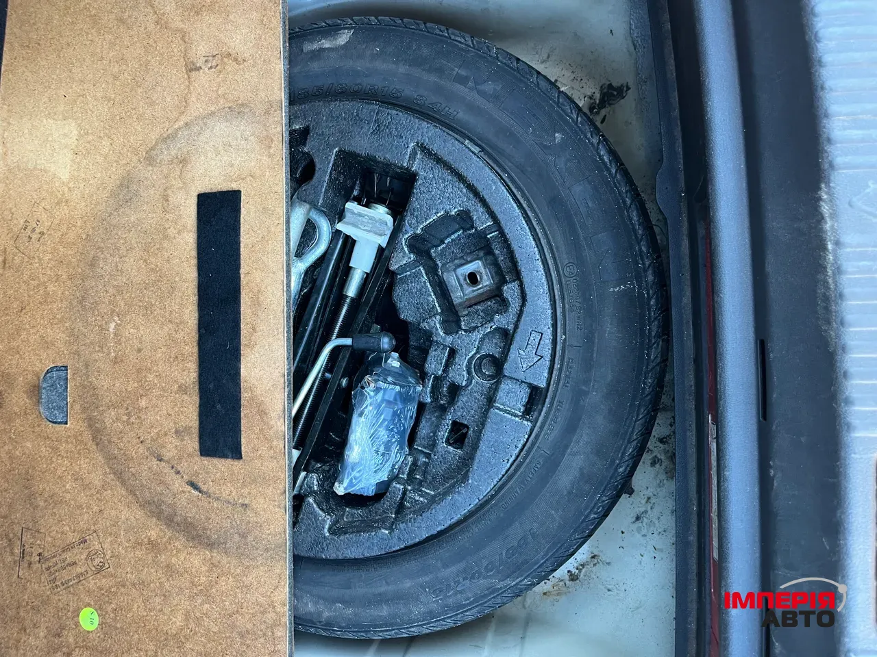 Skoda Rapid - фото 9