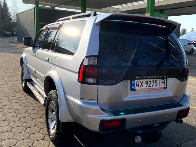 Mitsubishi Pajero Sport - фото 3