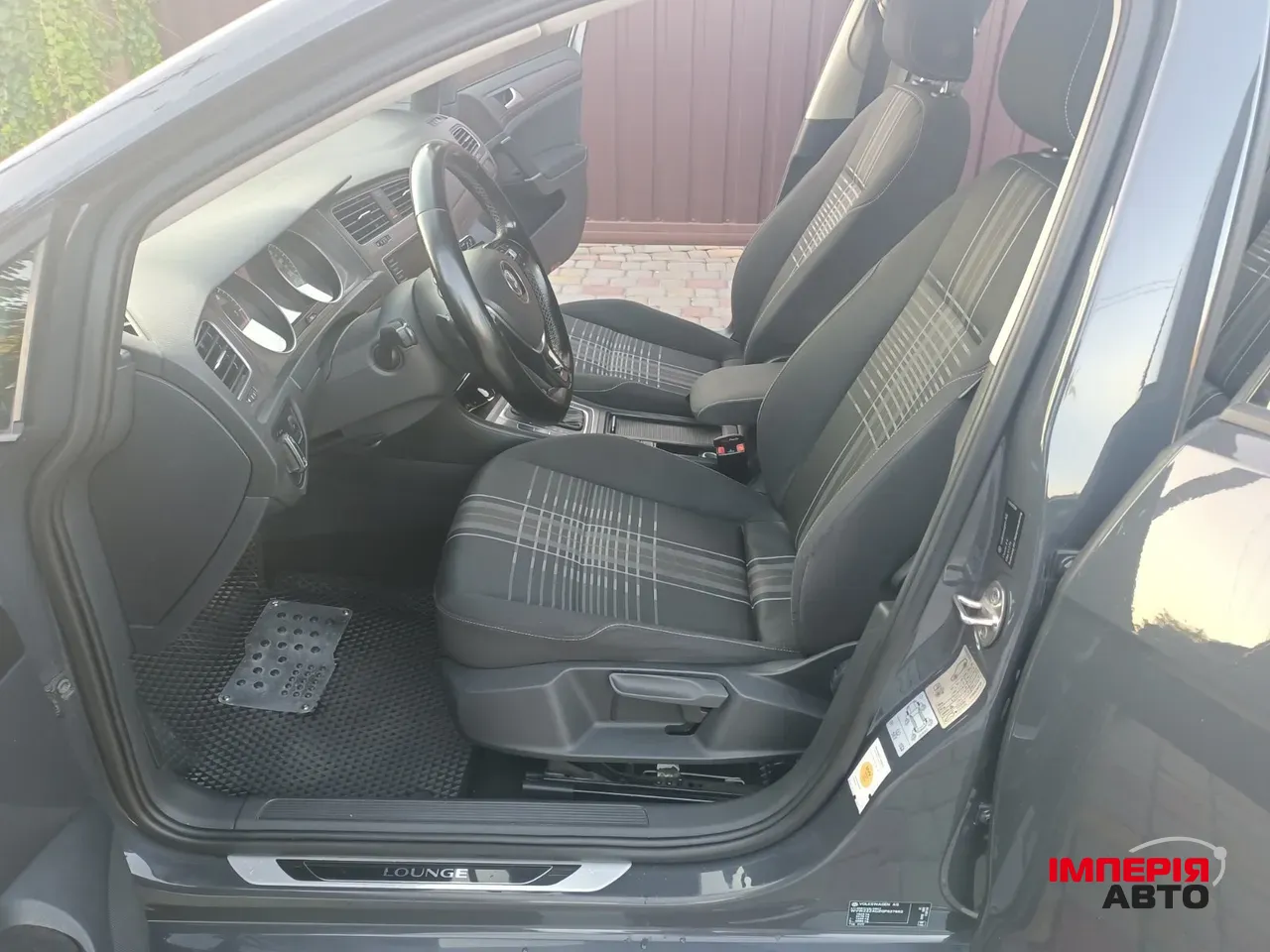 Volkswagen Golf - фото 6