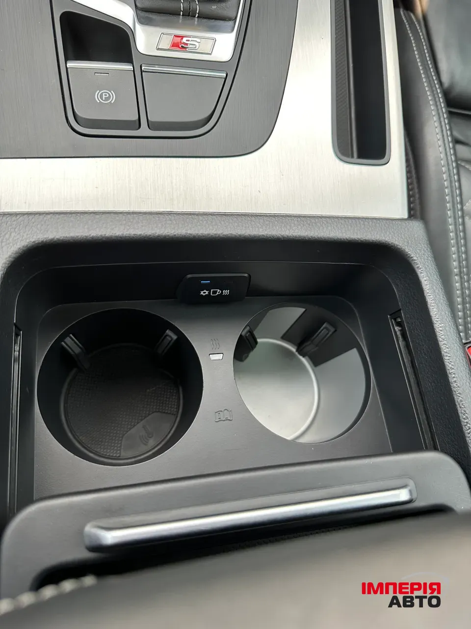 Audi SQ5 - фото 27