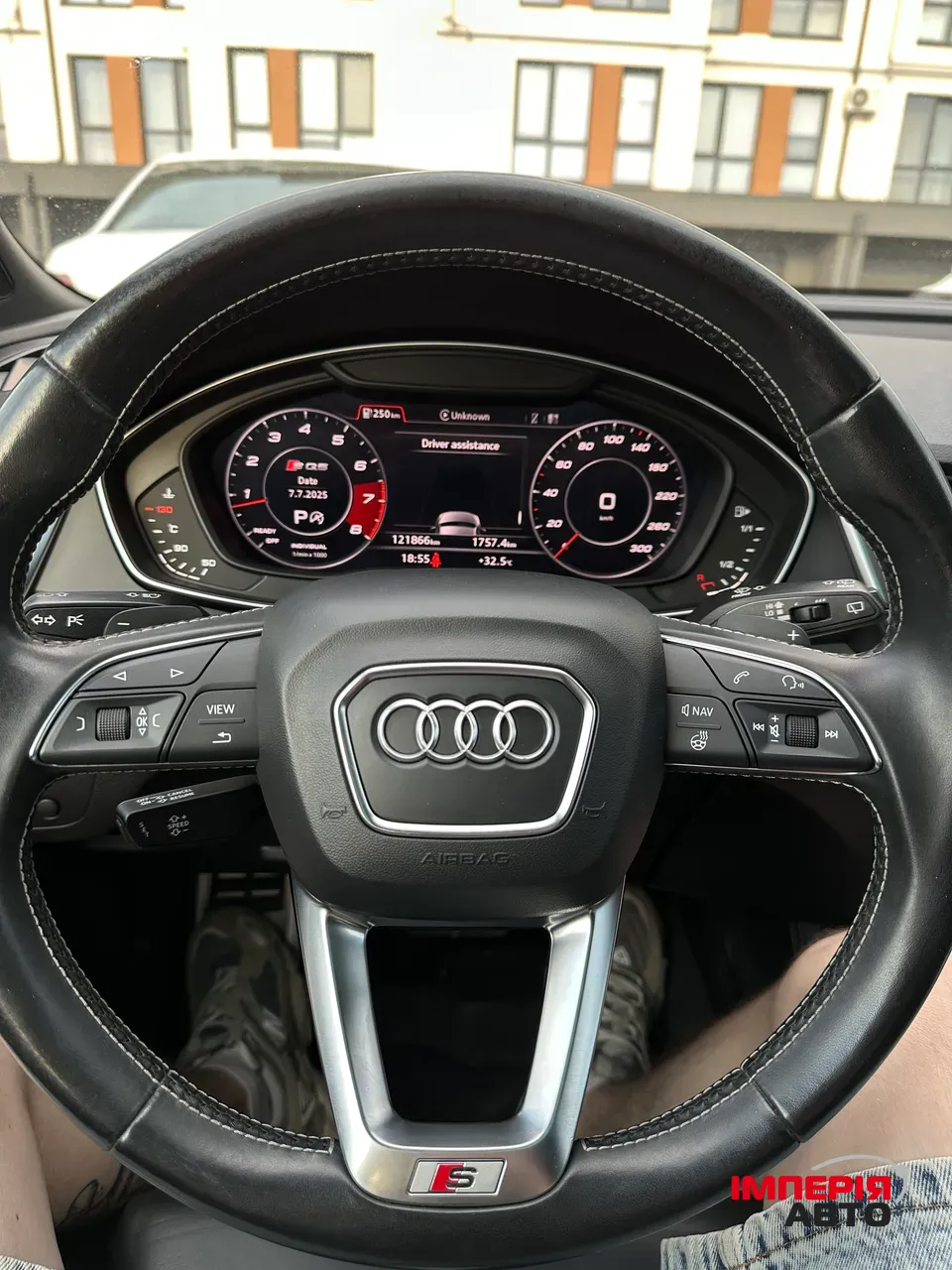 Audi SQ5 - фото 15