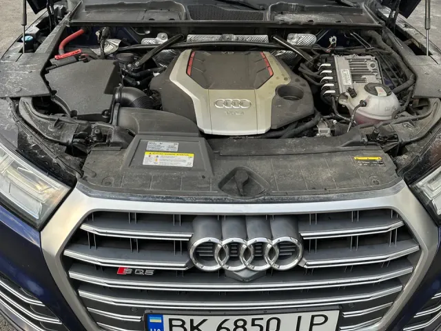 Audi SQ5 - фото 5
