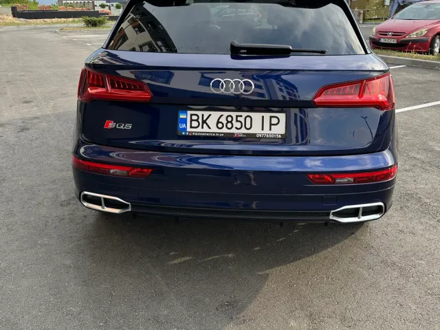 Audi SQ5 - фото 3