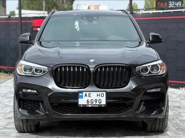 BMW X3 - фото 1