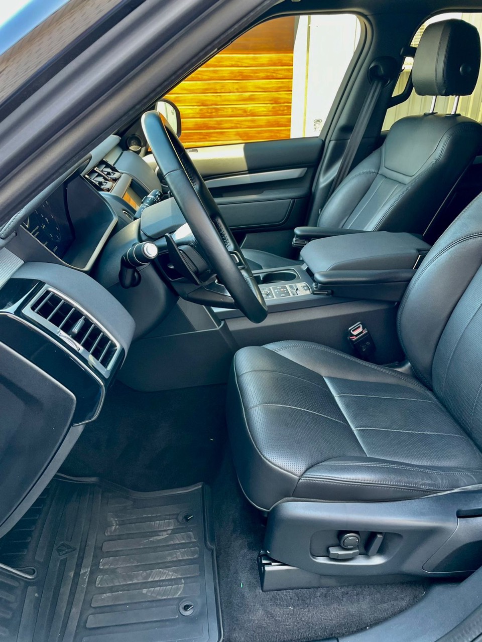Land Rover Discovery - фото 5
