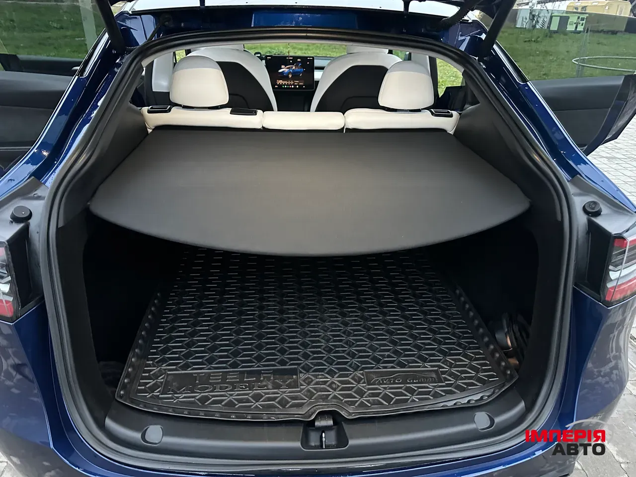 Tesla Model Y - фото 18