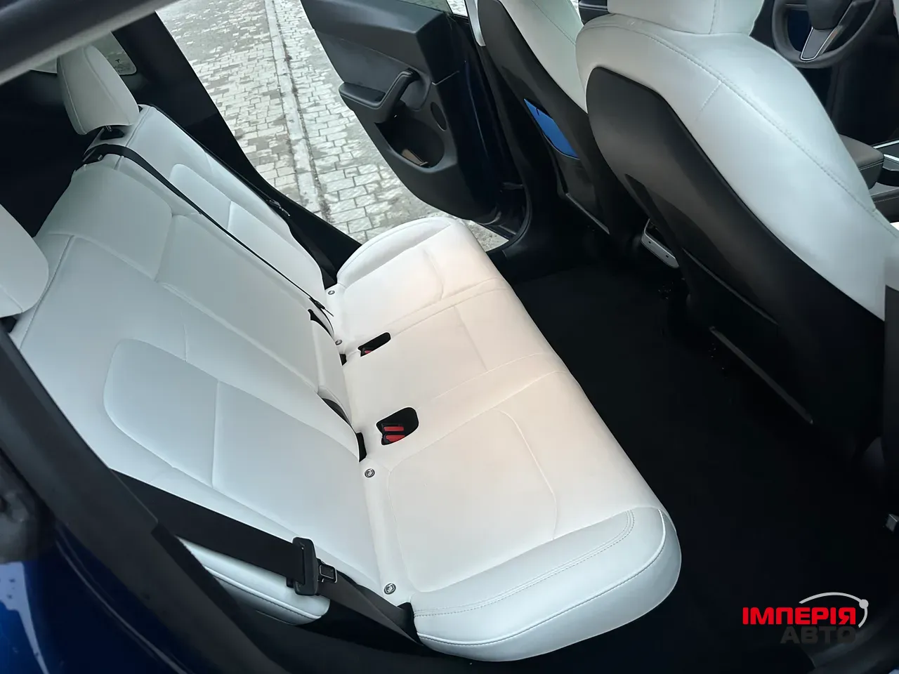 Tesla Model Y - фото 16