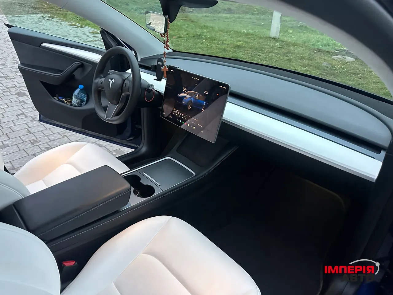 Tesla Model Y - фото 13