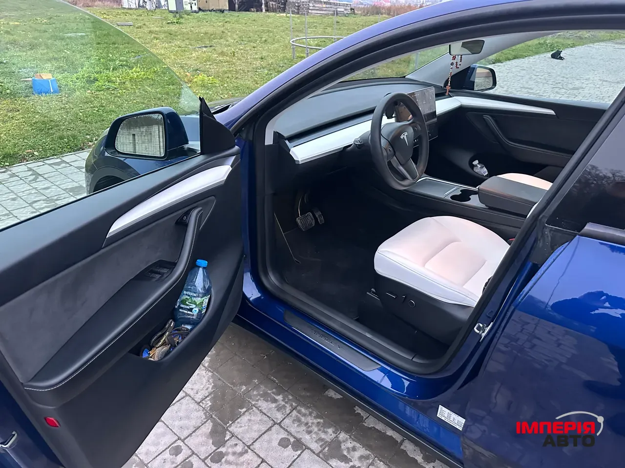 Tesla Model Y - фото 8