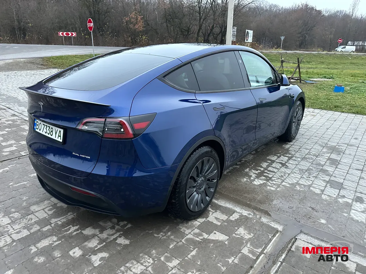 Tesla Model Y - фото 2
