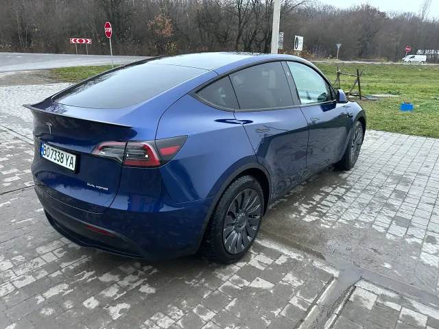 Tesla Model Y - фото 2