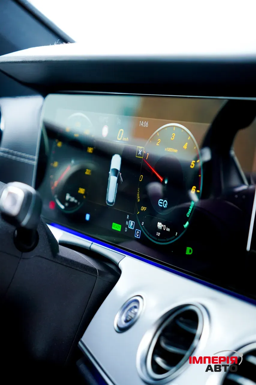 Mercedes-Benz E-Класс - фото 65