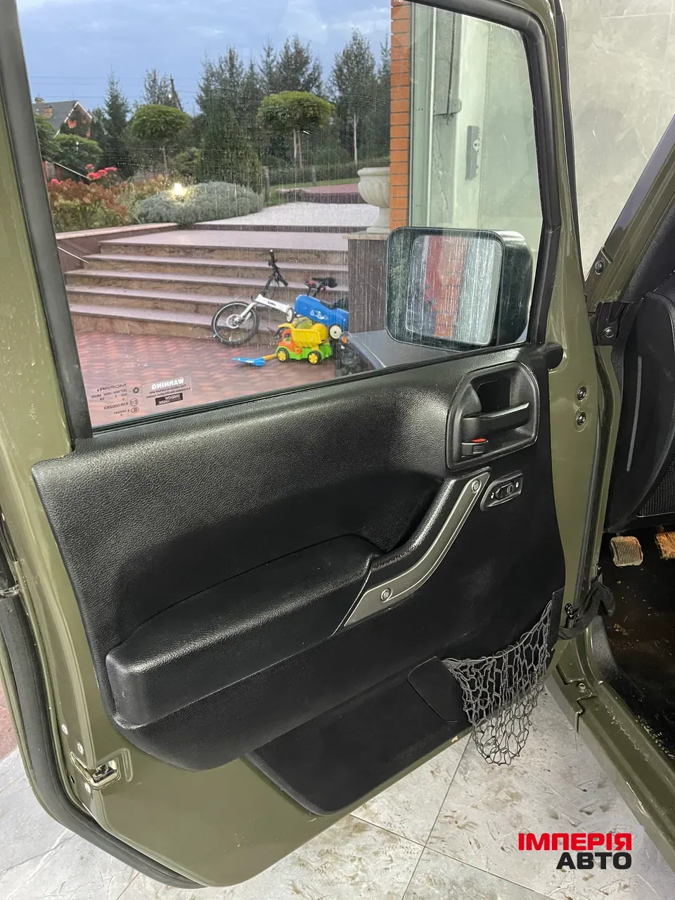 Jeep Wrangler - фото 12