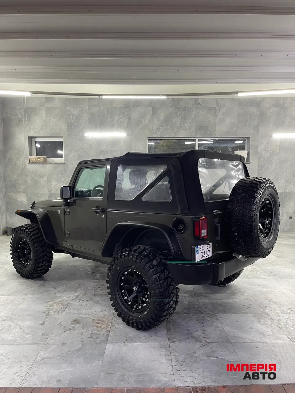 Jeep Wrangler - фото 9