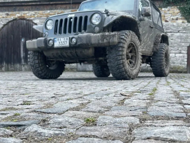 Jeep Wrangler - фото 3