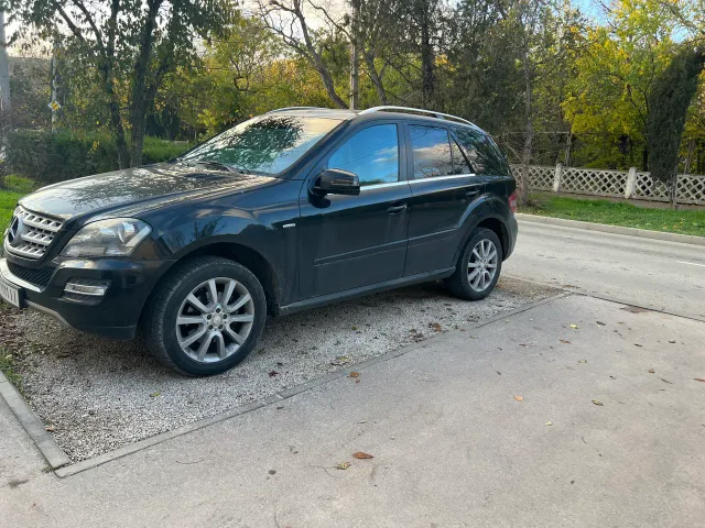 Mercedes-Benz M-Класс - фото 1