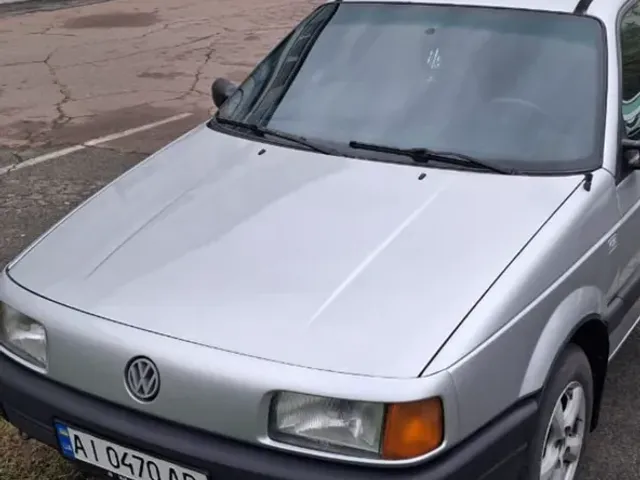 Volkswagen Passat - фото 1