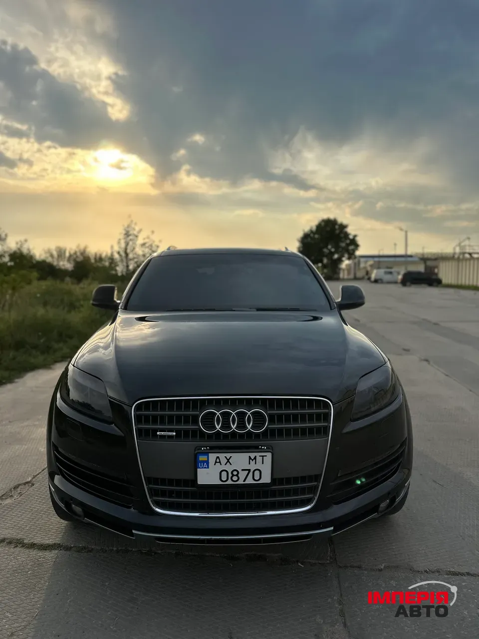 Audi Q7 - фото 1