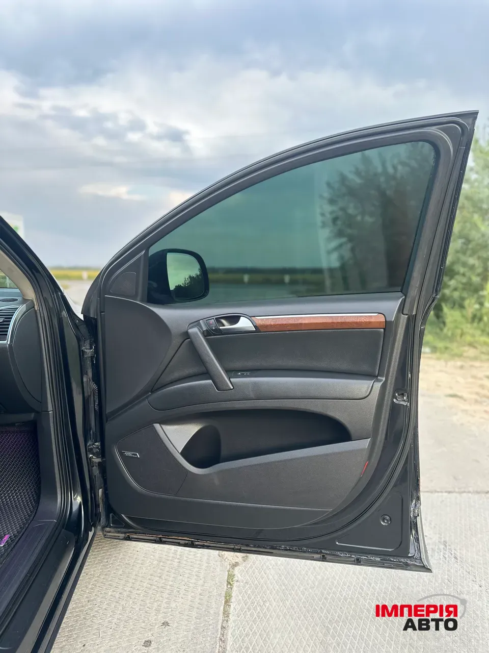 Audi Q7 - фото 15