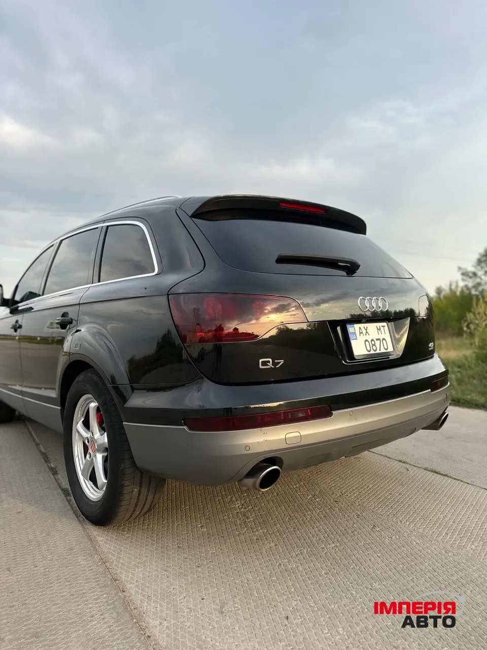 Audi Q7 - фото 5