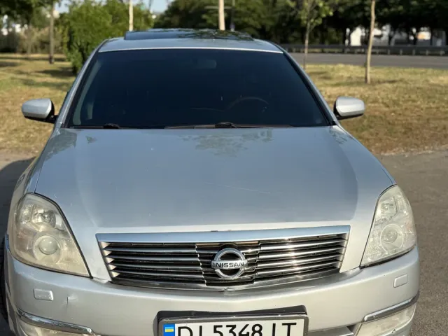 Nissan Teana - фото 1