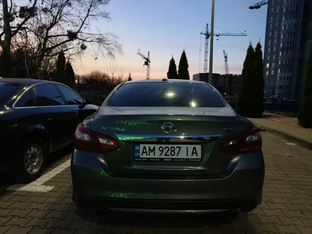 Nissan Altima - фото 5