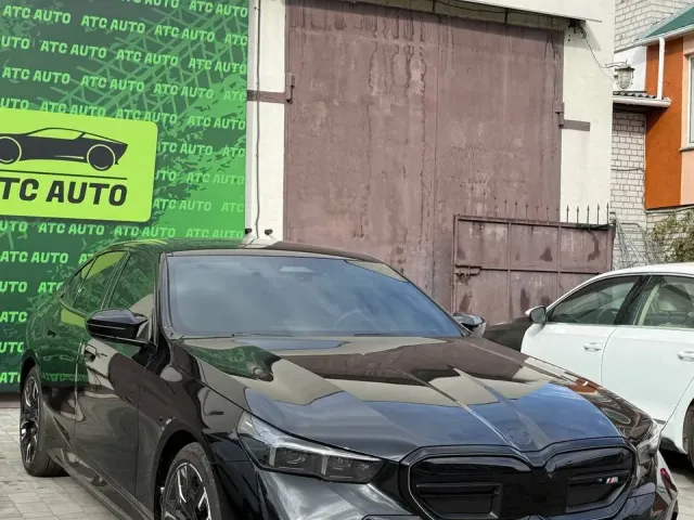 BMW i5 - фото 3