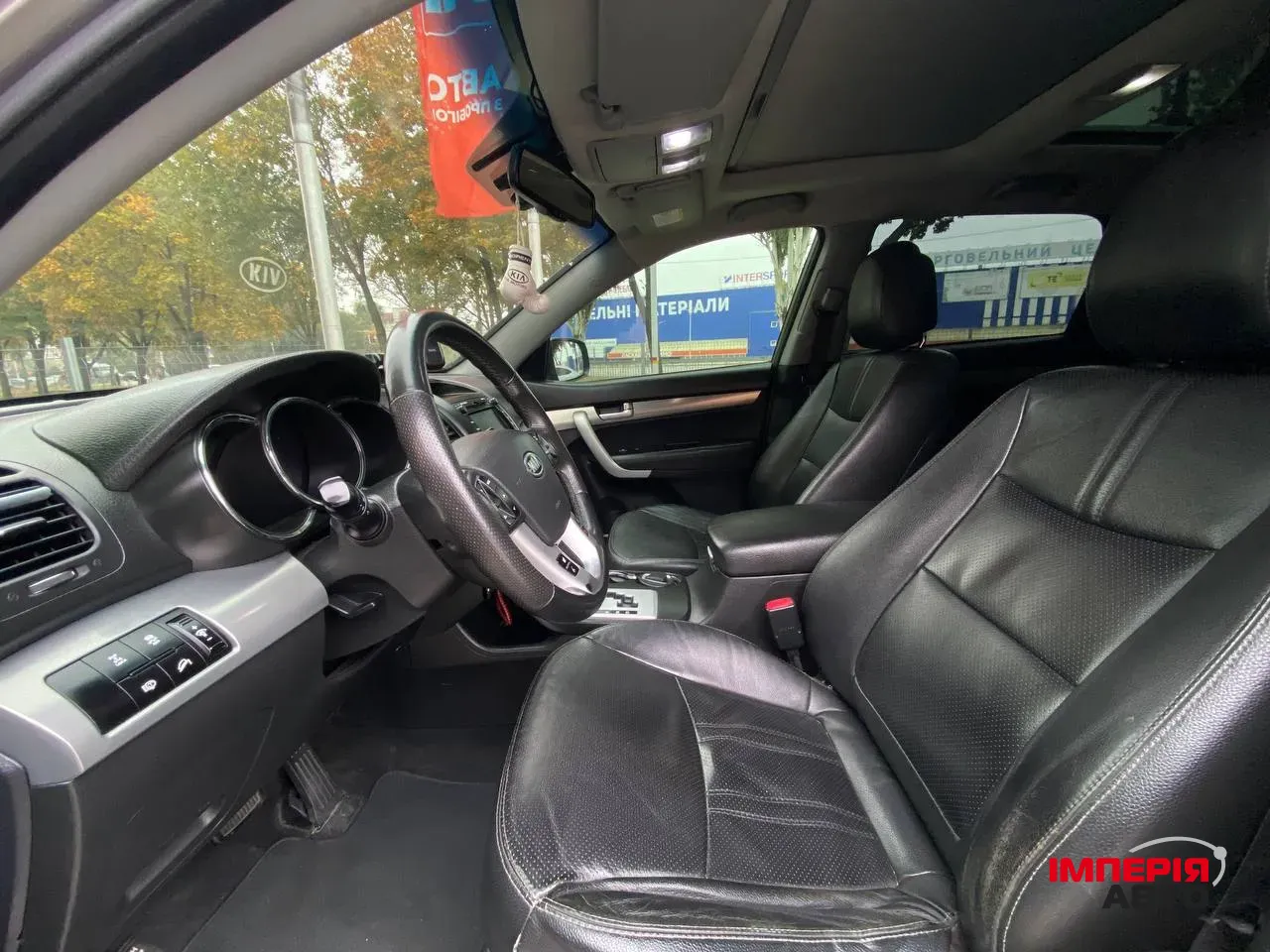 Kia Sorento - фото 10