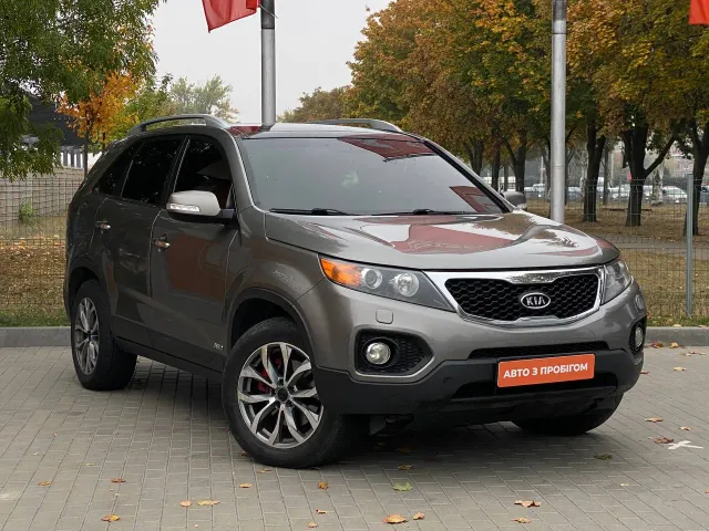 Kia Sorento - фото 3