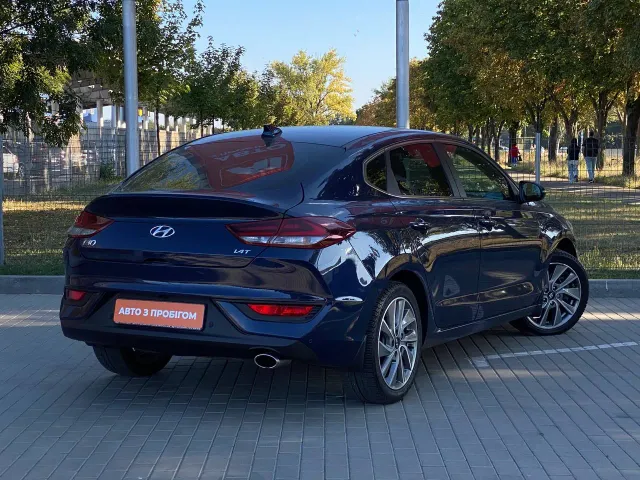 Hyundai i30 - фото 5