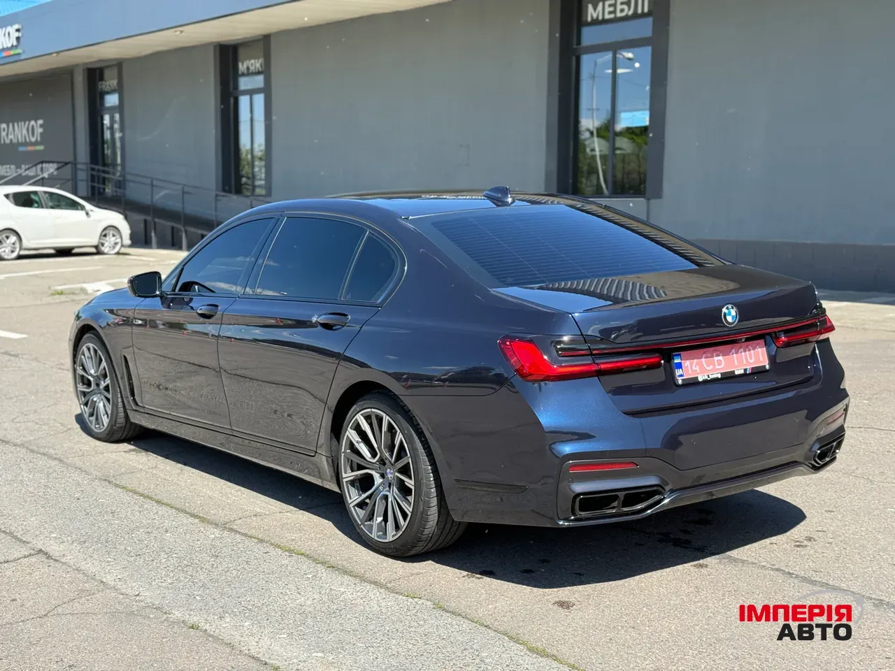 BMW 7 серії - фото 7