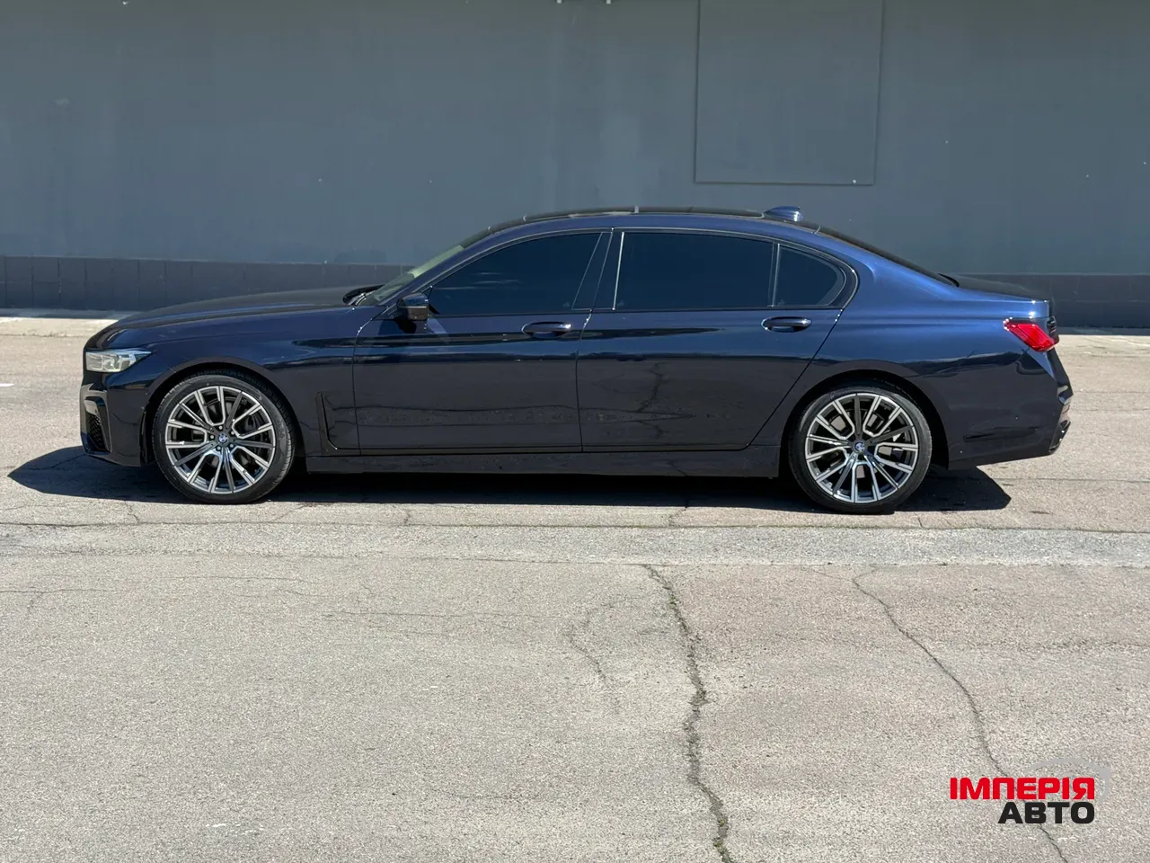 BMW 7 серії - фото 6