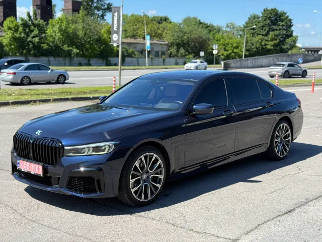 BMW 7 серії - фото 2
