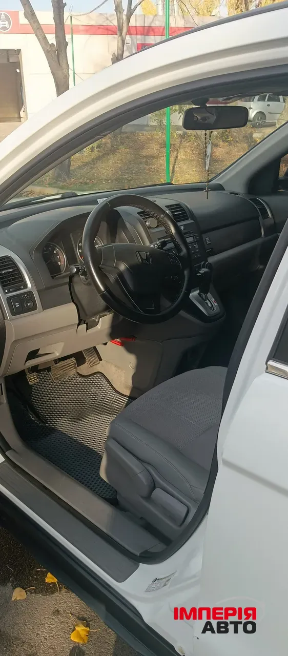 Honda CR-V - фото 9