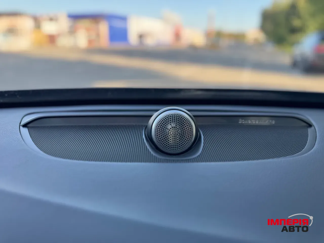 Volvo XC90 - фото 15