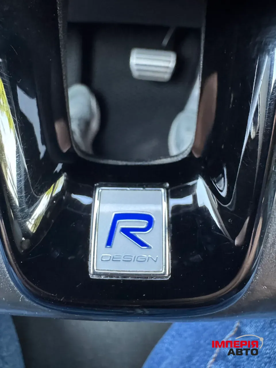 Volvo XC90 - фото 25