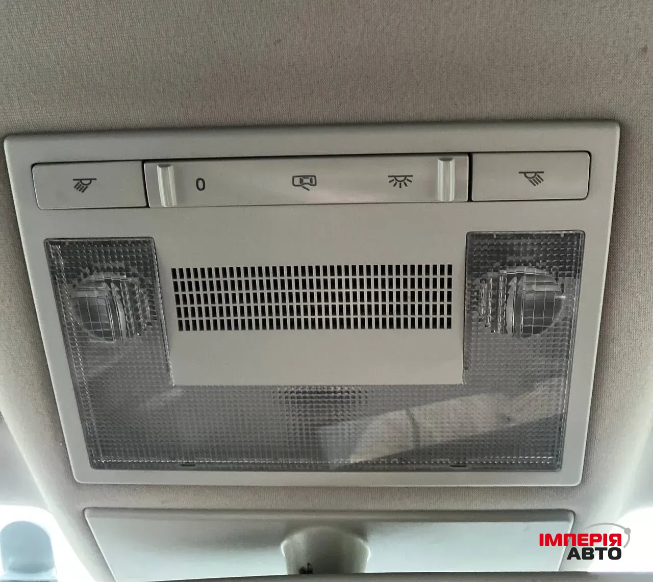 SEAT Leon - фото 15