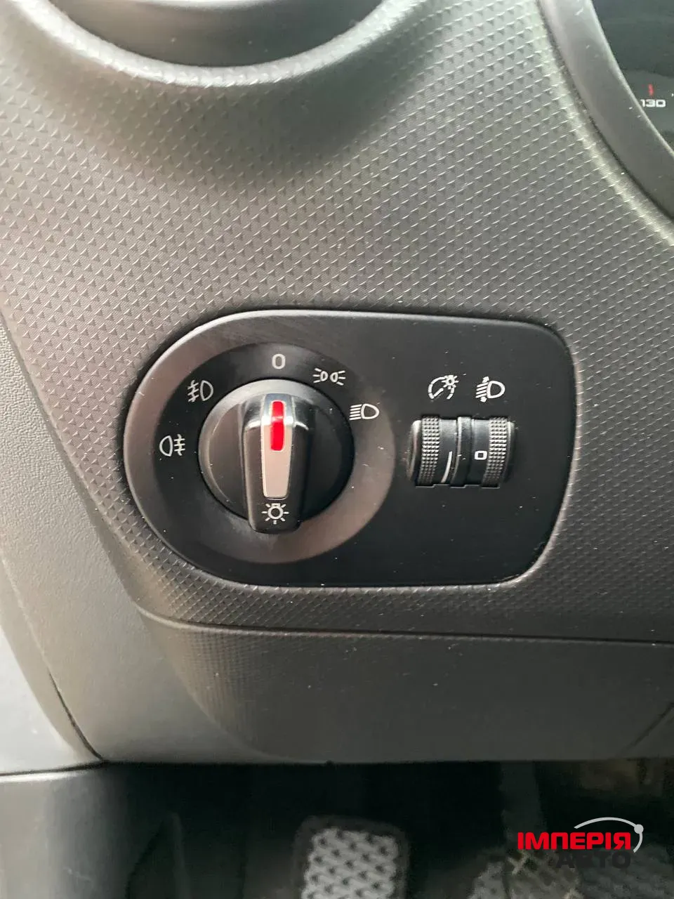 SEAT Leon - фото 12